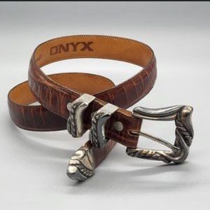1993 ONYX 19407 Vintage Brown Leather Belt Ornate Silver Buckle Size 30